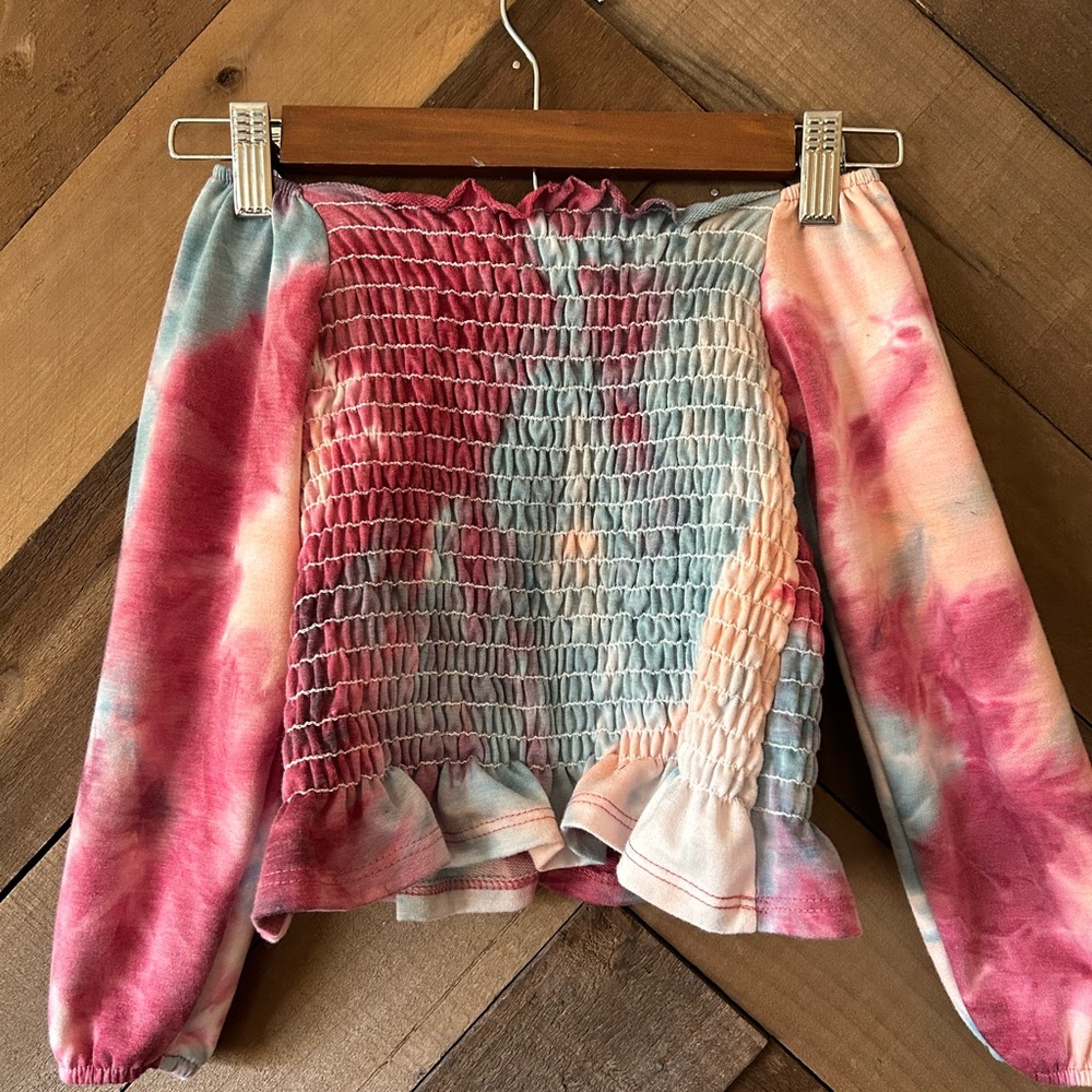 Children’s Raspberry, multi coloured tie, dye spring tap